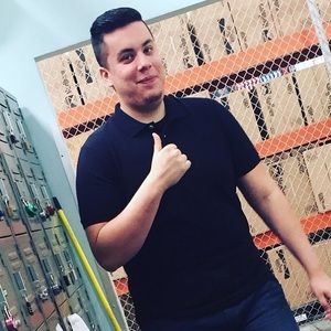 Meet your Posher, Wayne